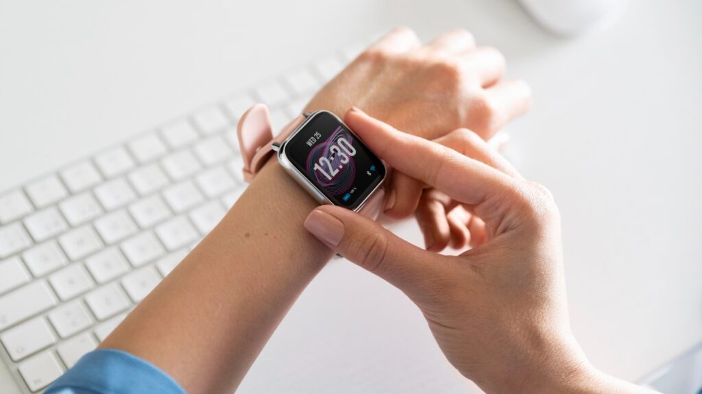 Du tapis rouge aux montres connectées : pourquoi style et technologie sont aujourd’hui indissociables