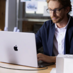 Préserver son MacBook au quotidien : le rôle sous-estimé du dock Thunderbolt 4