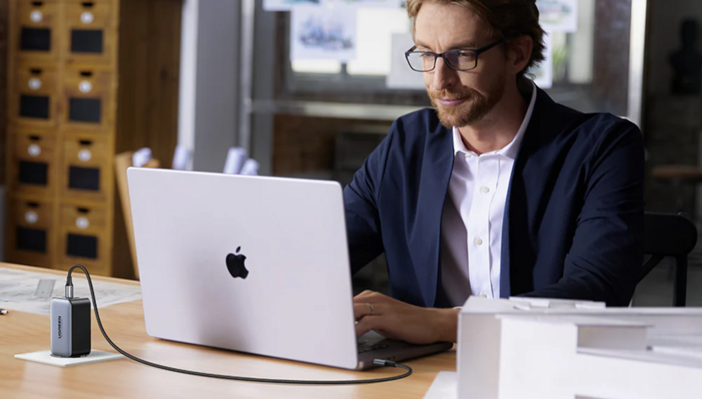 Préserver son MacBook au quotidien : le rôle sous-estimé du dock Thunderbolt 4